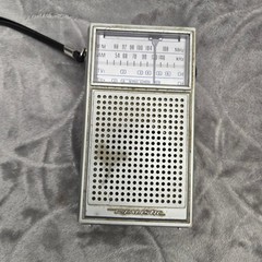 Vintage Realistic RadioShack 12-613 AM FM TV1 TV2 Portable Pocket Radio Parts