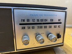 1960&rsquo;s Lloyds AM/FM Clock Radio tested & works #5J96G. Read Description