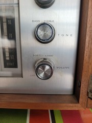 Panasonic Model RE-7487 FM-AM 2-Band Radio