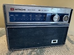 Vintage Hitachi TH-852 Solid State AM Radio AC/Battery Parts Repair 1970s