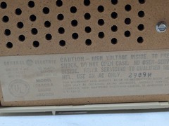 VINTAGE GE ELECTRIC CLOCK RADIO SOLID STATE AM MODEL C4408A LIGHT BROWN—WORKS!