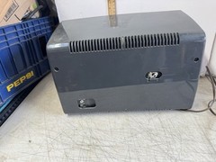 Zenith C725C Automatic Frequency Control AM/FM Radio/Phono-